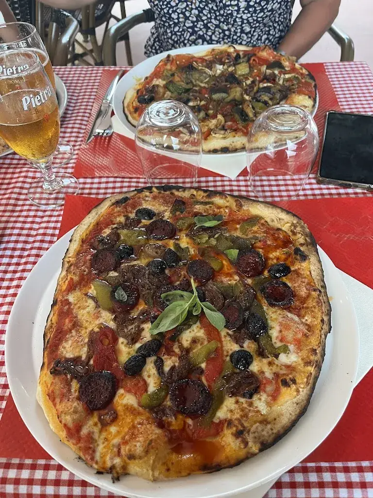 Emma VonRammstein_Pizza zaza_Albitreccia_review