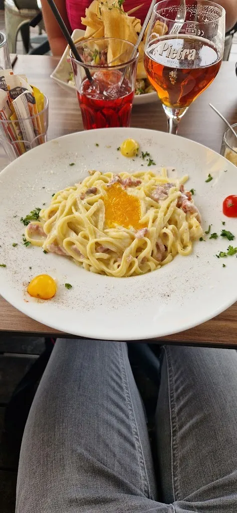 Nathalie Jahier_La gelat_Grosseto-Prugna_review