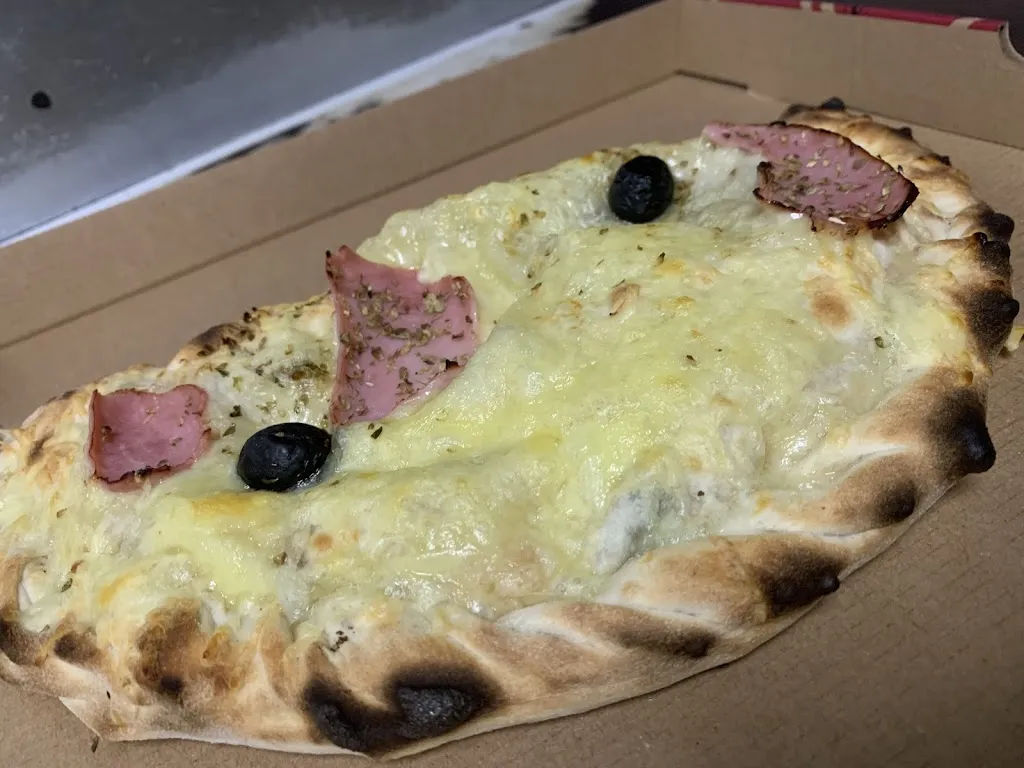 Pizza Agosta (La Cabane)_Albitreccia_slider_image_1
