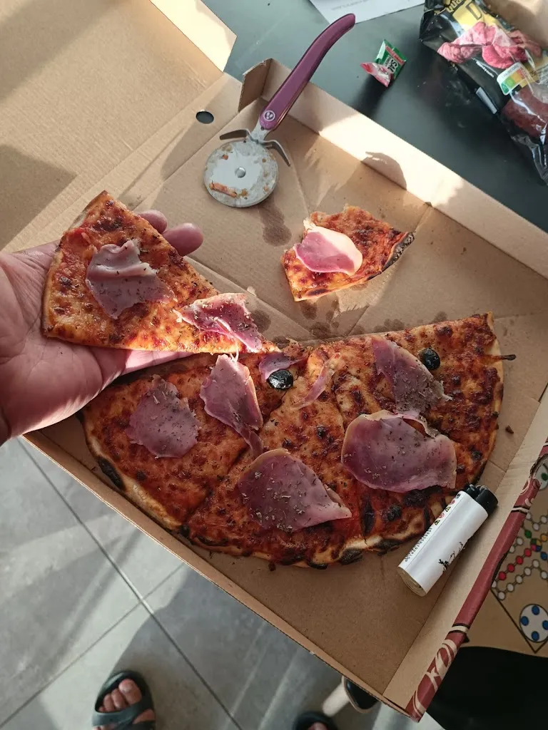 Pizza Agosta (La Cabane)_Albitreccia_slider_image_2