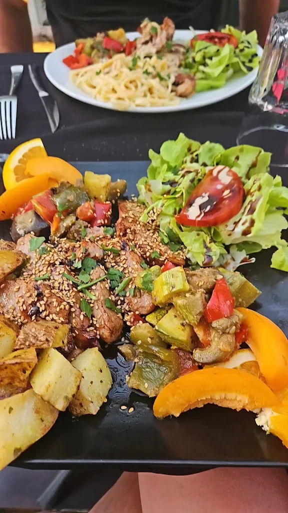 Brasserie gelateria de porticcio_Grosseto-Prugna_slider_image_2