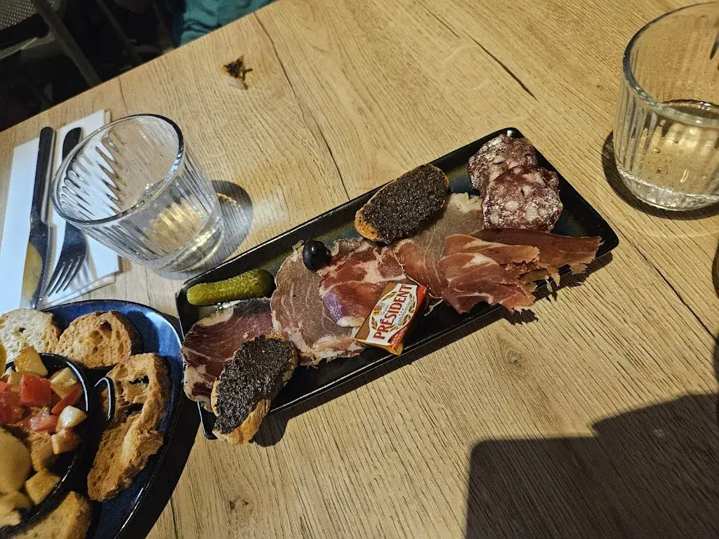 Côté Marine_Bastia_slider_image_3