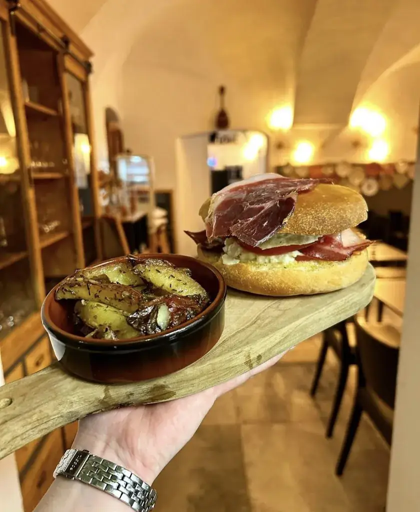 Restaurant Merenda Ghjulia_Bastia_slider_image_2