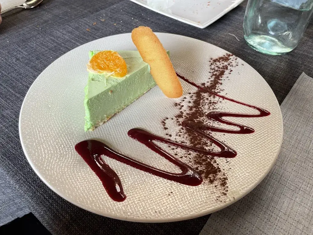 Hôtel Restaurant La Chaumière restaurant in Ambert