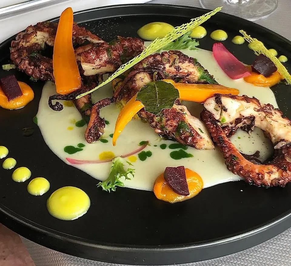 RESTAURANT CHEZ HUGUETTE_Bastia_slider_image_2