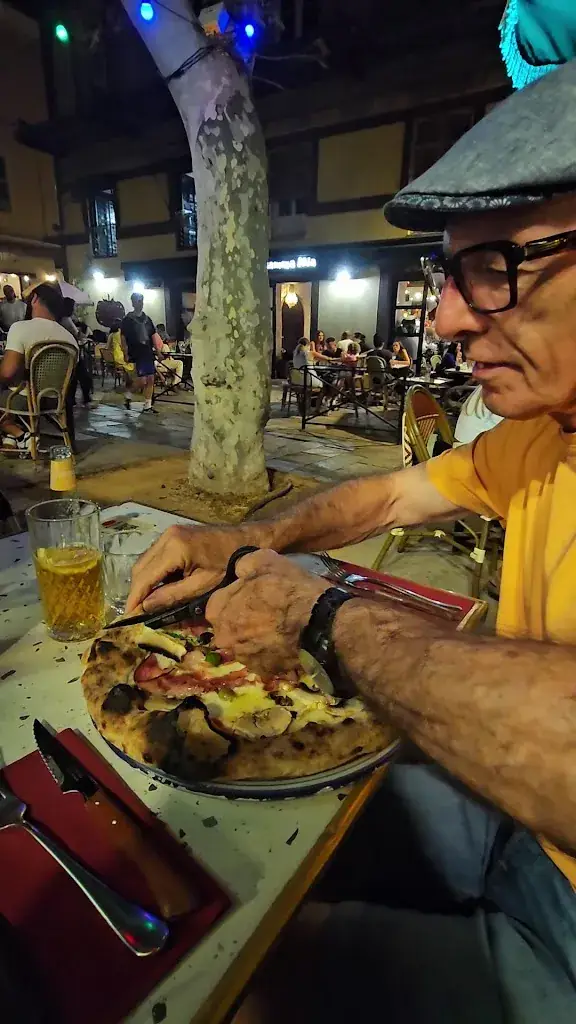 Restaurant Mammamia trattoria_Bastia_slider_image_2