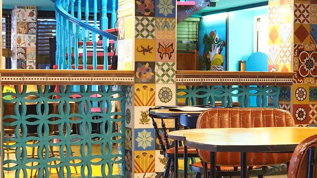 Café WHA! restaurant in Bastia