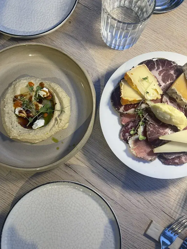 Luca Balis_Radiche_Bastia_review