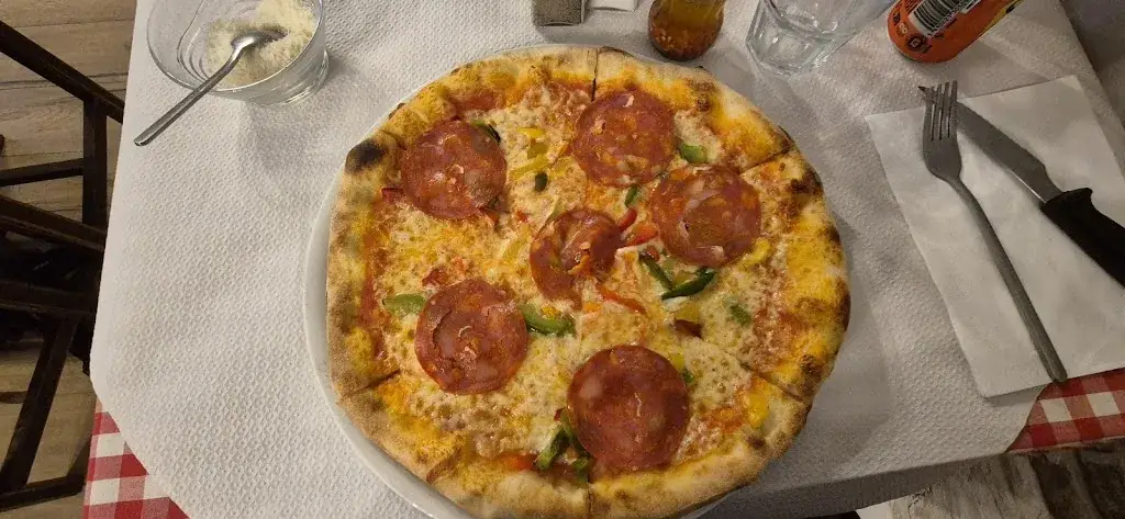 Menu_Pizzeria Restaurant Mediterranea cucina Italiana_Bastia_image_9