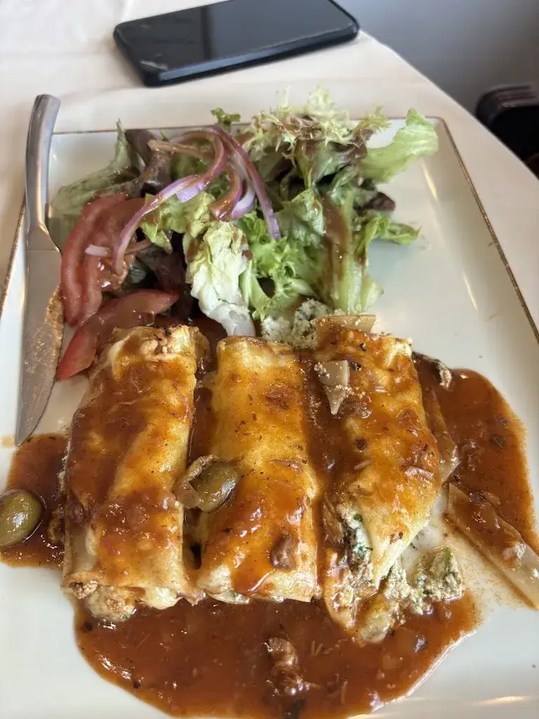 marie laure Fratacci_Restaurant l'Ampugnani - Mattei Patrice_Porta_review