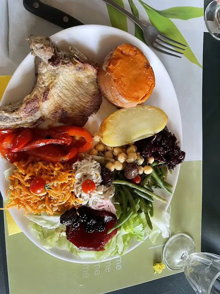 Charles Taddeï_Restaurant Chez Anna Maria_Biguglia_review