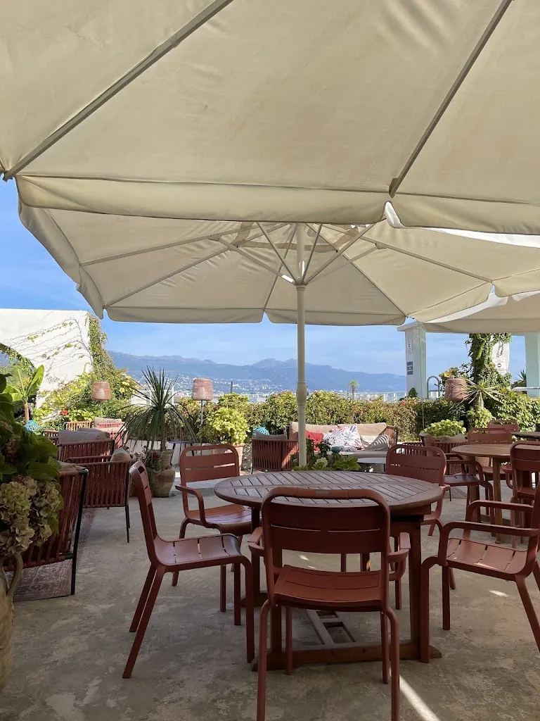 Camille S_Hôtel Pineto_Biguglia_review