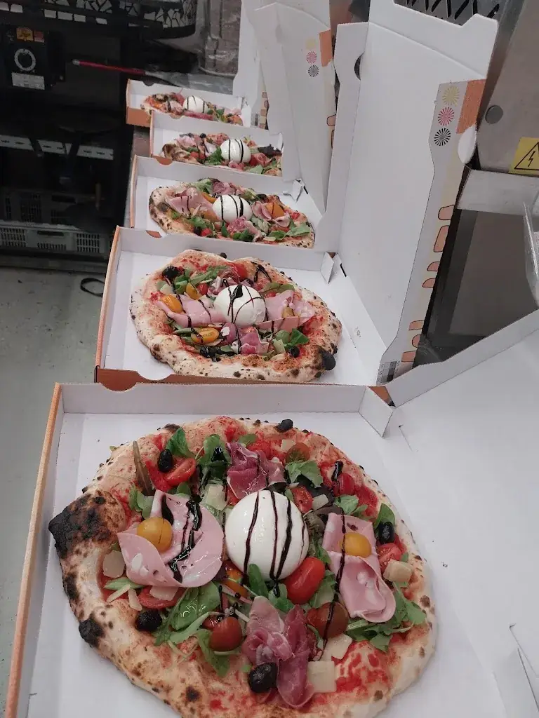 Pizzaiolo pasqua_Biguglia_slider_image_2