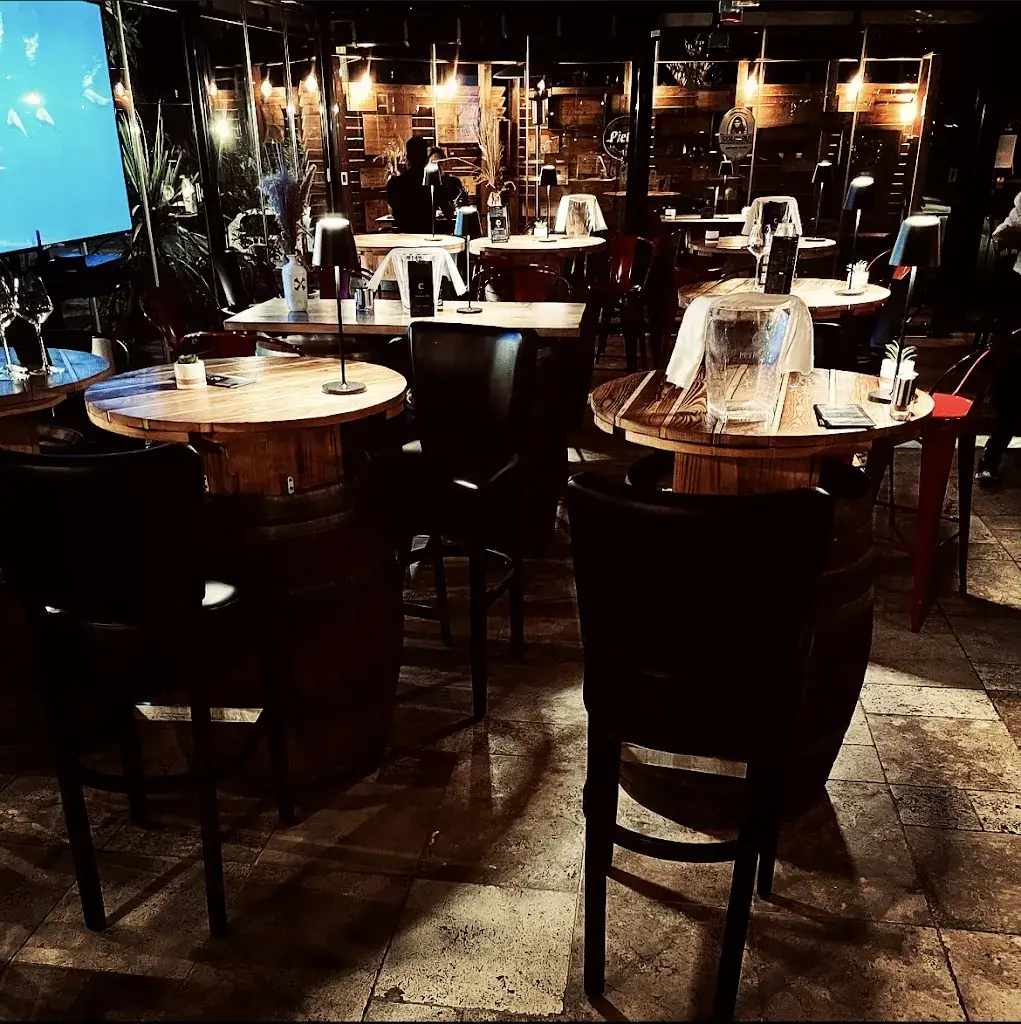 Le Casatorra bar à vin ristorante a Biguglia