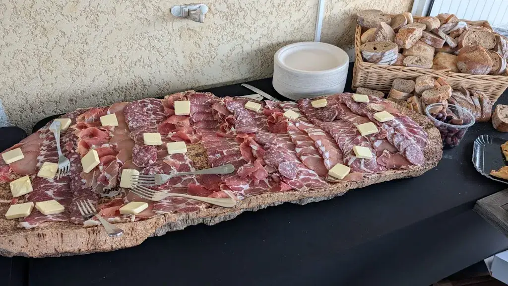 Léa Carrez_La Barquette Traiteur_Biguglia_review