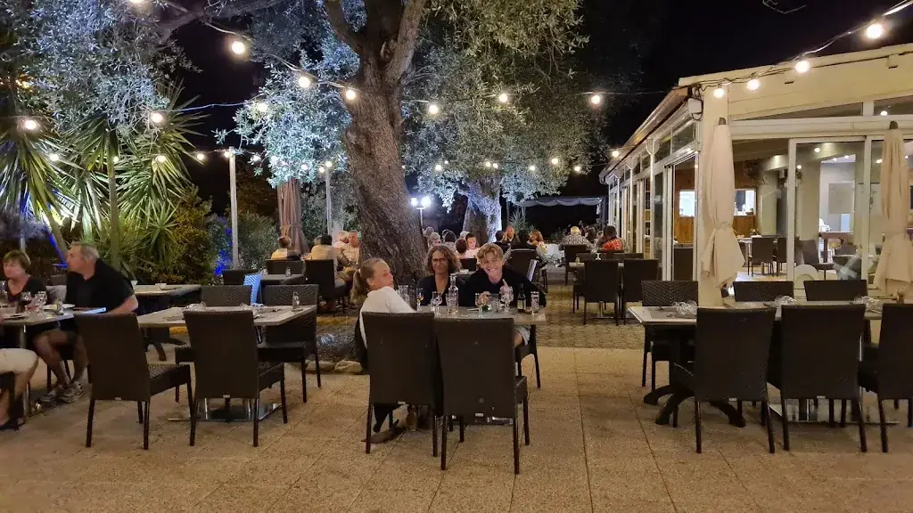 La Cigale_Oletta_slider_image_1