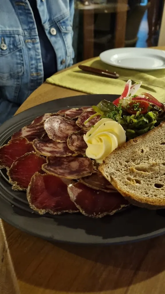 Thomas Neuhold_Auberge de la Restonica_Corte_reseña