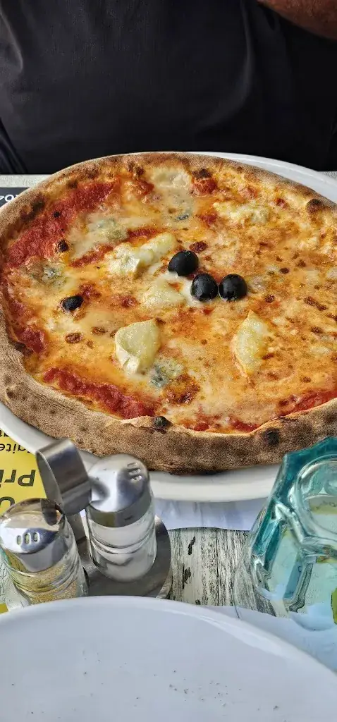 Martlet_L'Incontro_Cessy_review