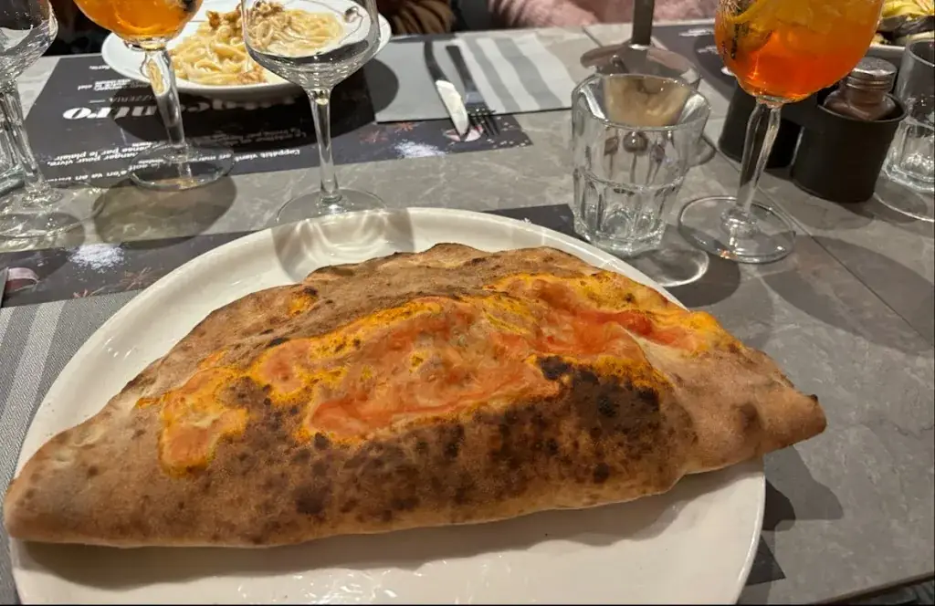 E H_L'Incontro_Cessy_review