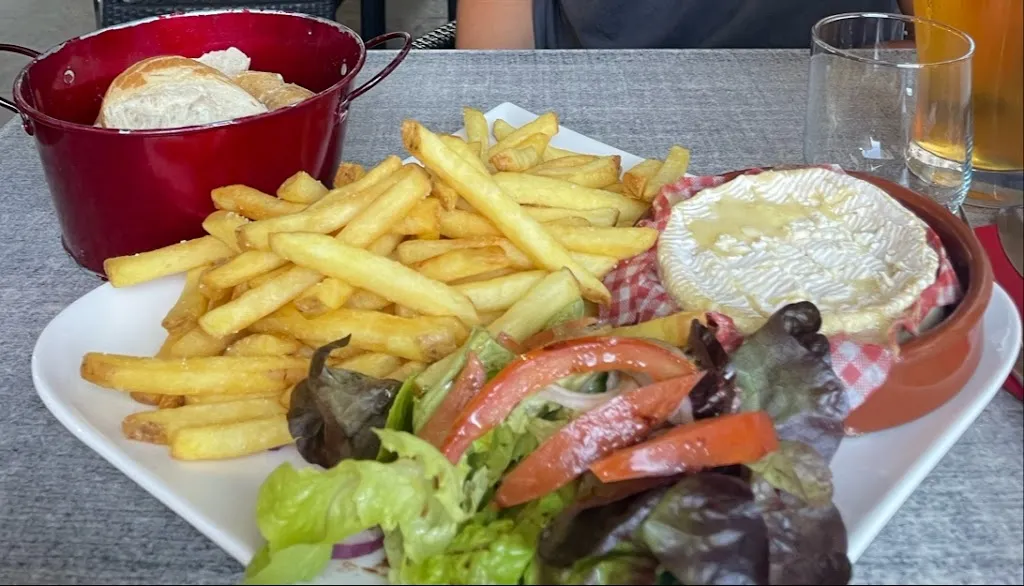 Restaurants L'Authentic_Corte_slider_image_3