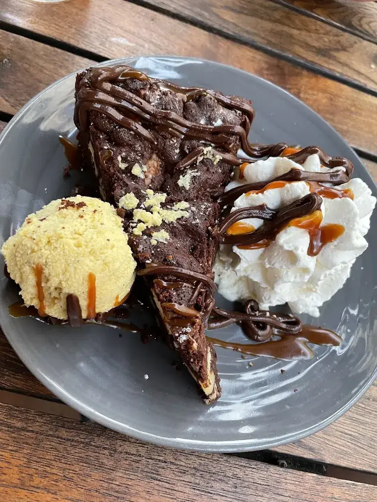 Daphne Groen_Coffee Cortenais_Corte_review