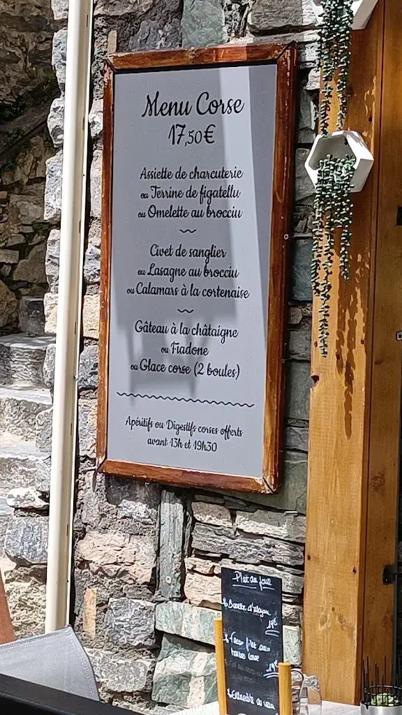 Menu_A La Pasta_Corte_image_1