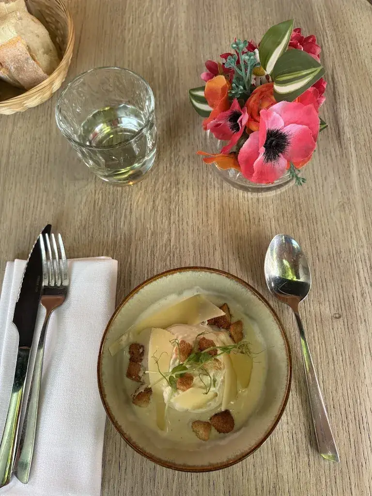 Laura Pilaz_Brasserie Colonna_Morosaglia_review