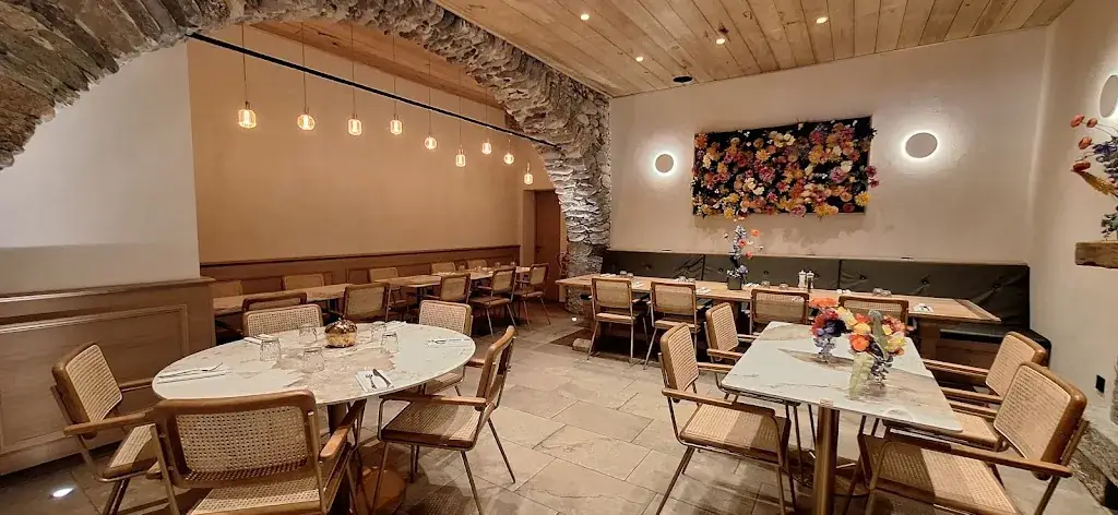 Sandrine Repinçay_Brasserie Colonna_Morosaglia_review