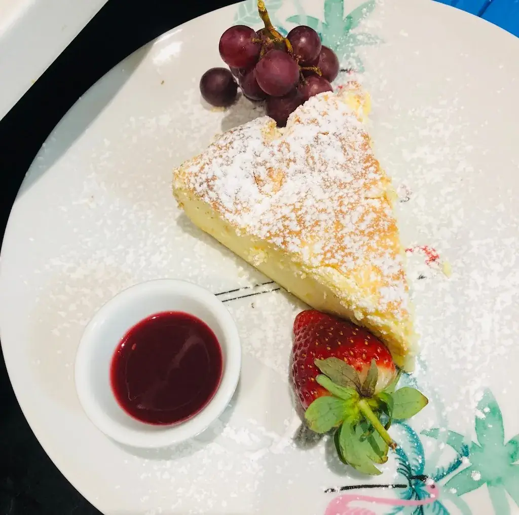 MIMI CHIC RESTAURANT_Morosaglia_slider_image_2