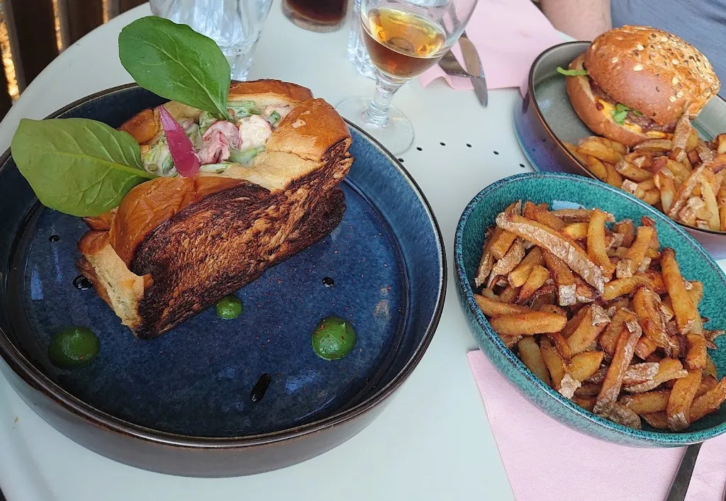 Laura K._La Paillote Ponte Leccia_Morosaglia_review