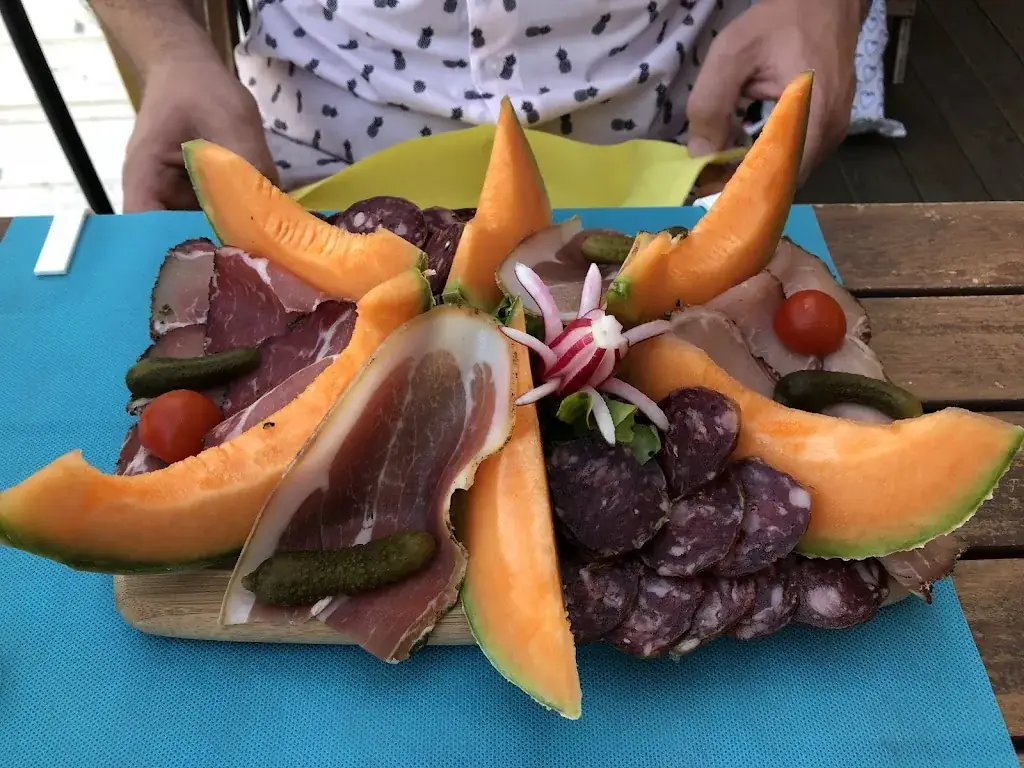 Cedric Tomas_A casetta_Calvi_review