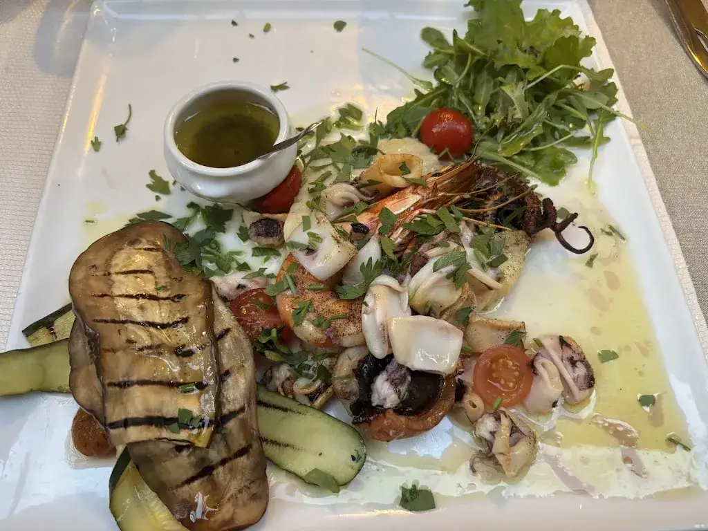 Restaurant Aux Bons Amis_Calvi_slider_image_3