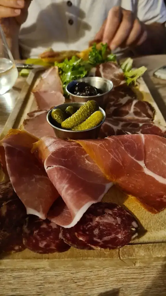 Karine Leger_Umami restaurant_Calvi_review