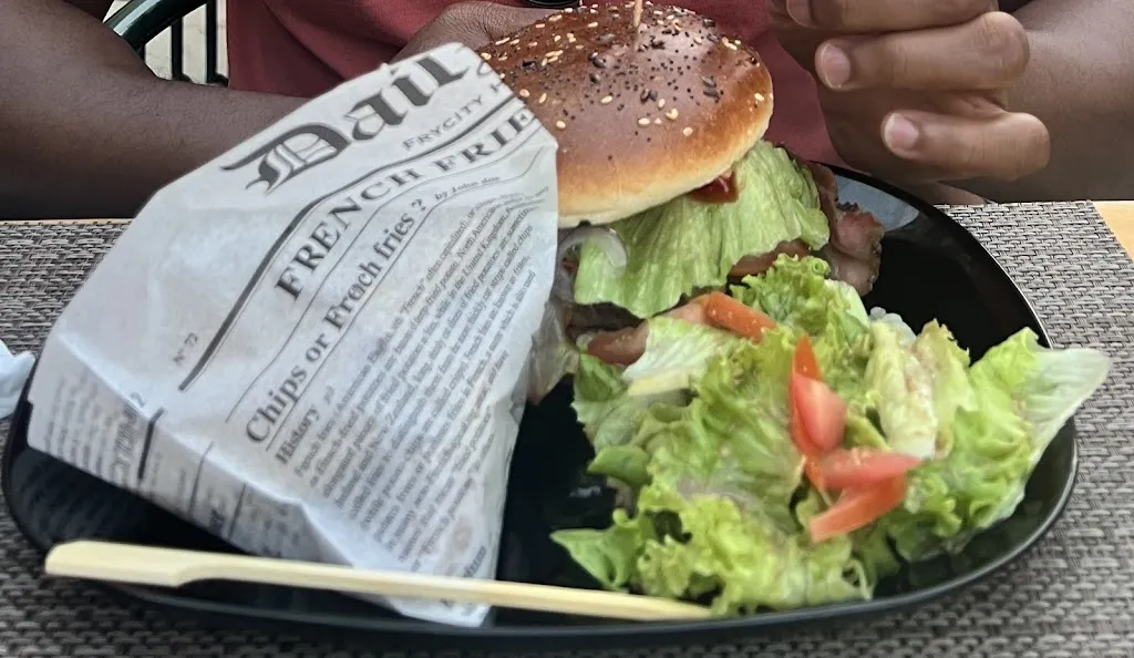 Ana Patrascu_Complètement Givrés_Calvi_review