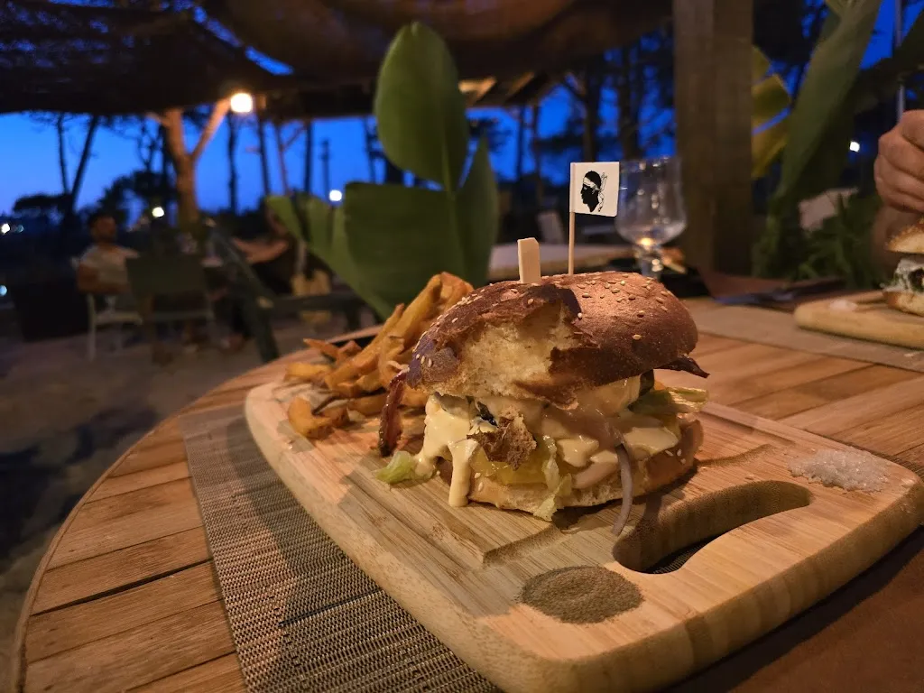 Alfredo-Giuliano Manea_Restaurant Les Boucaniers Calvi_Calvi_review