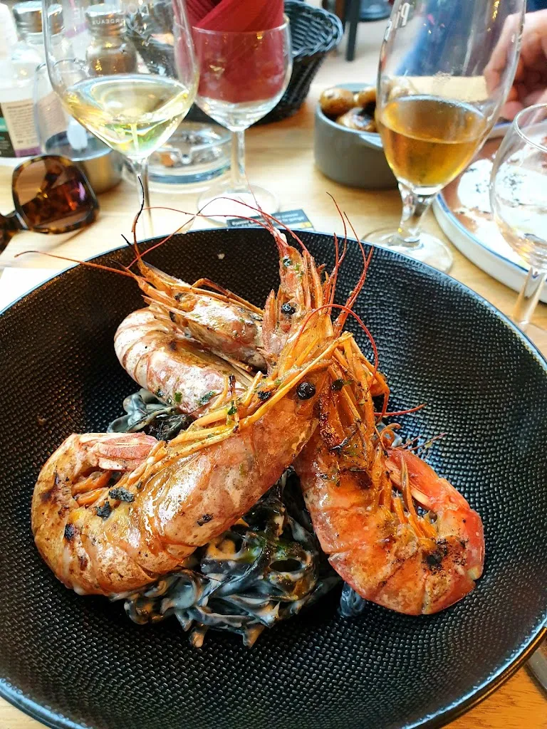 A Piazzetta_Calvi_slider_image_3