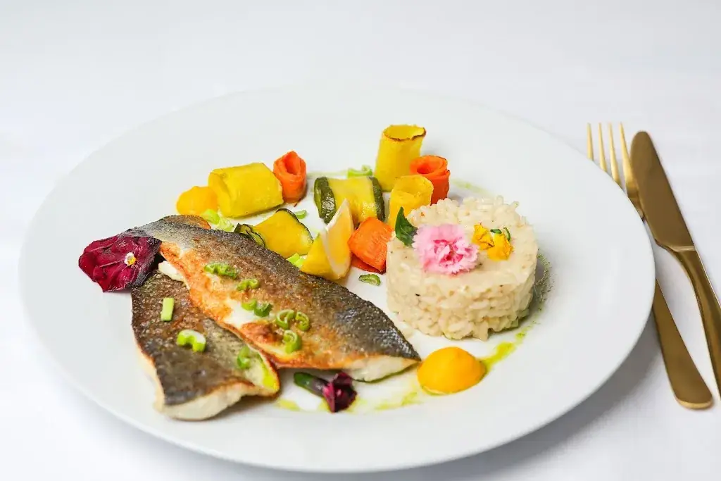 Unica Restaurant_Calvi_slider_image_3