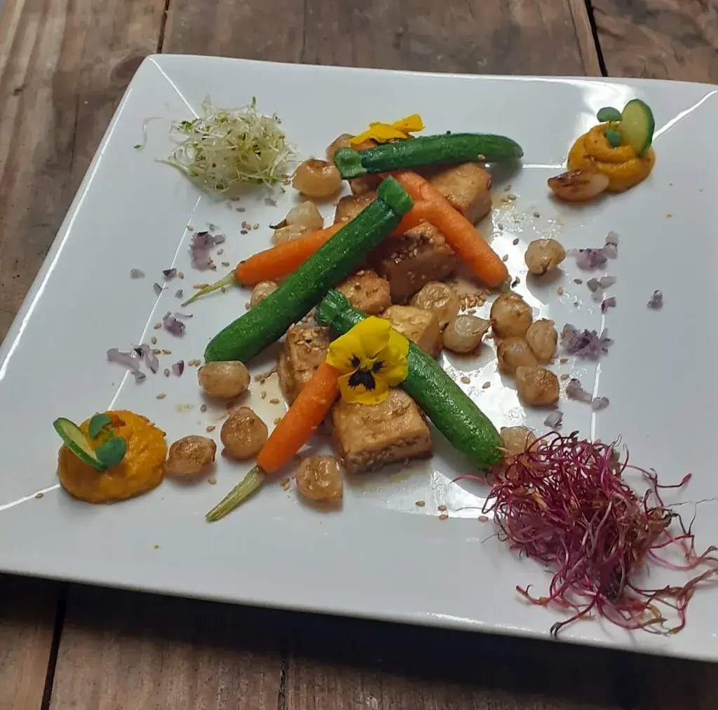 A Candella_Calvi_slider_image_2