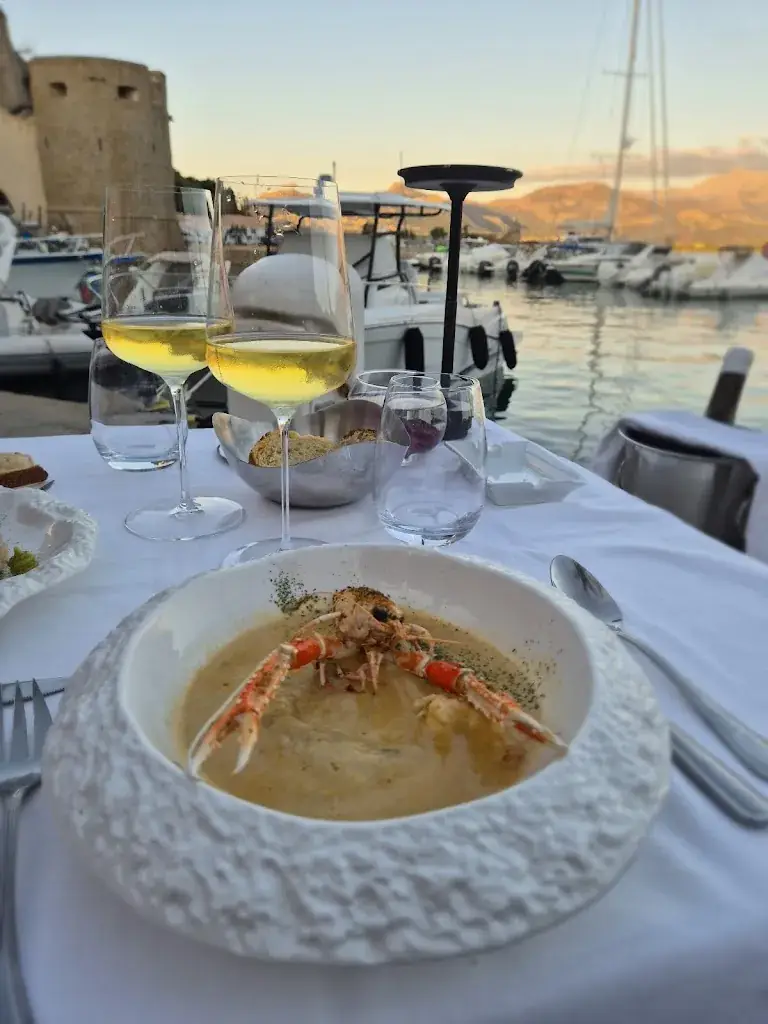 La Table de Sabine_Calvi_slider_image_3