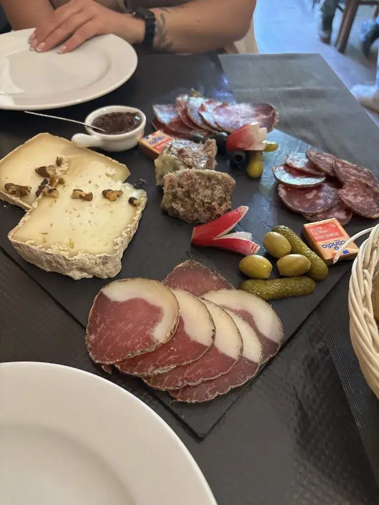 Cyrille Ladent_Restaurant A Cetera_Figari_review