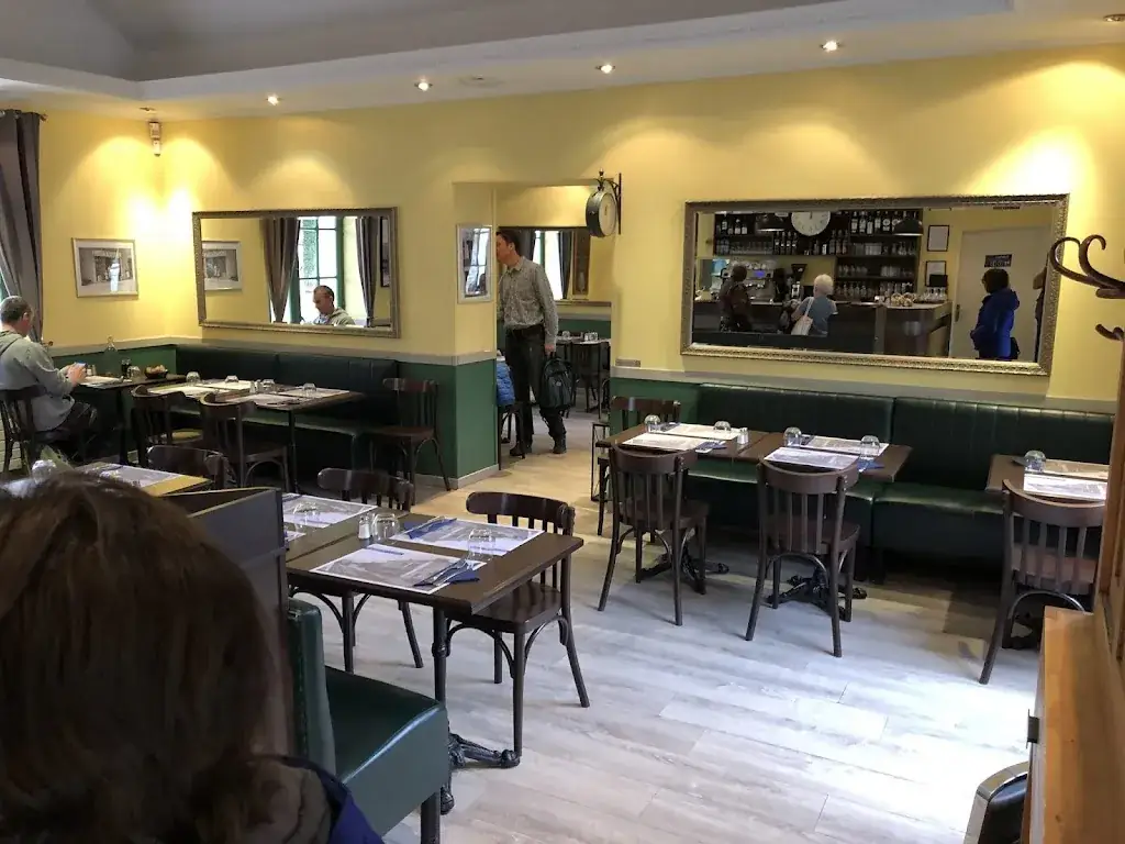 John Godden_Restaurant La Gare Gex_Gex_review