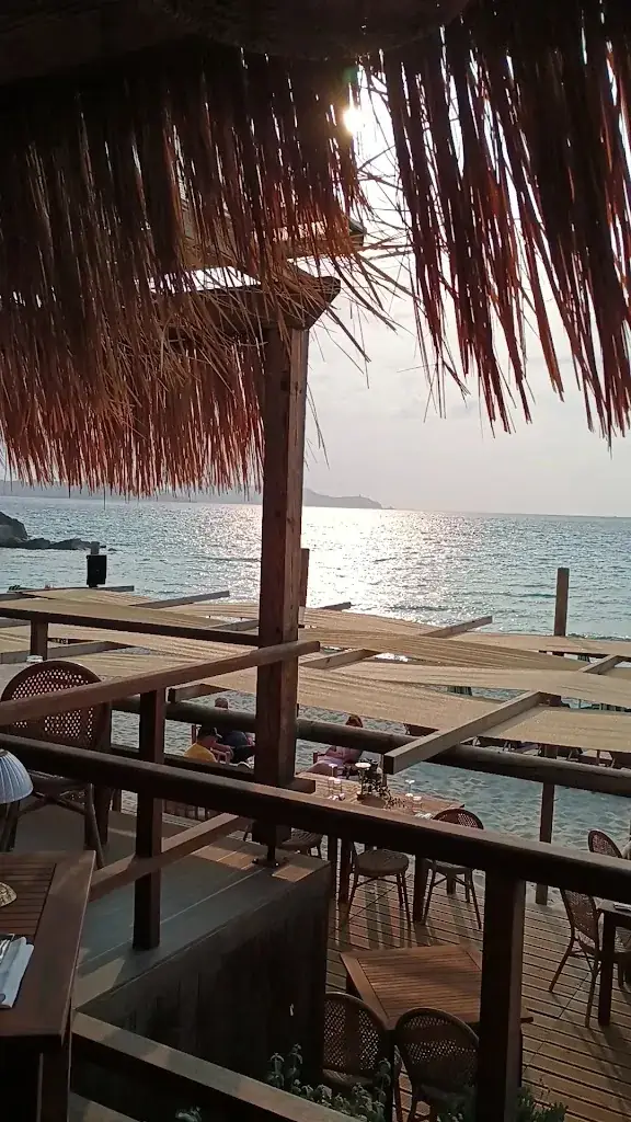 Stephane Villers_Restaurant Le Pain de Sucre_Lumio_review