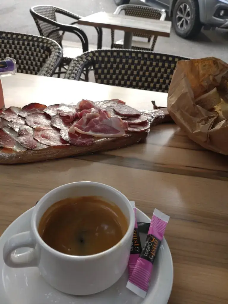 Menu_Honolulu Bar_Peri_imagen_3