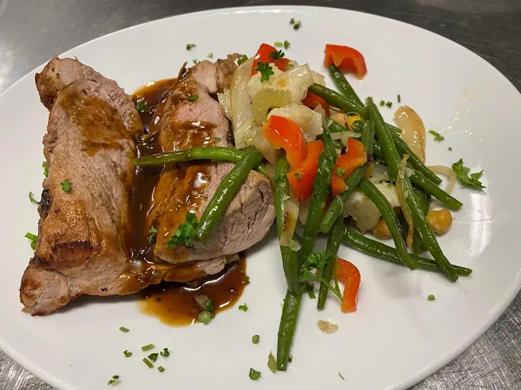 Restaurant-Pizzeria Santa Lucia_San-Martino-di-Lota_slider_image_3