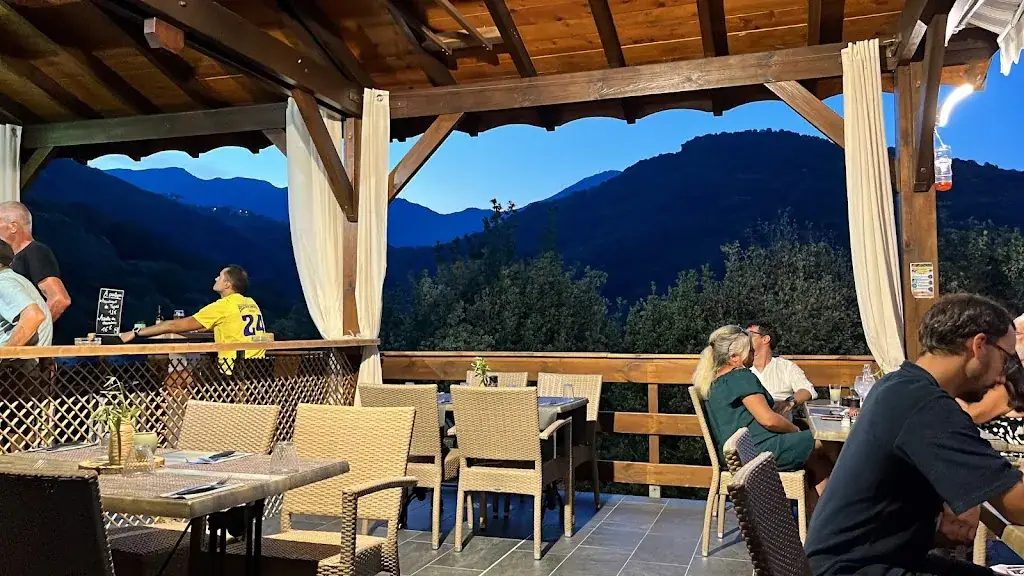 Casa Di Jojo restaurant à San-Martino-di-Lota