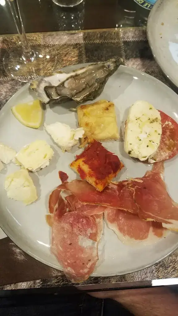 John McIlvaine_Restaurant des Bergers_Grilly_review