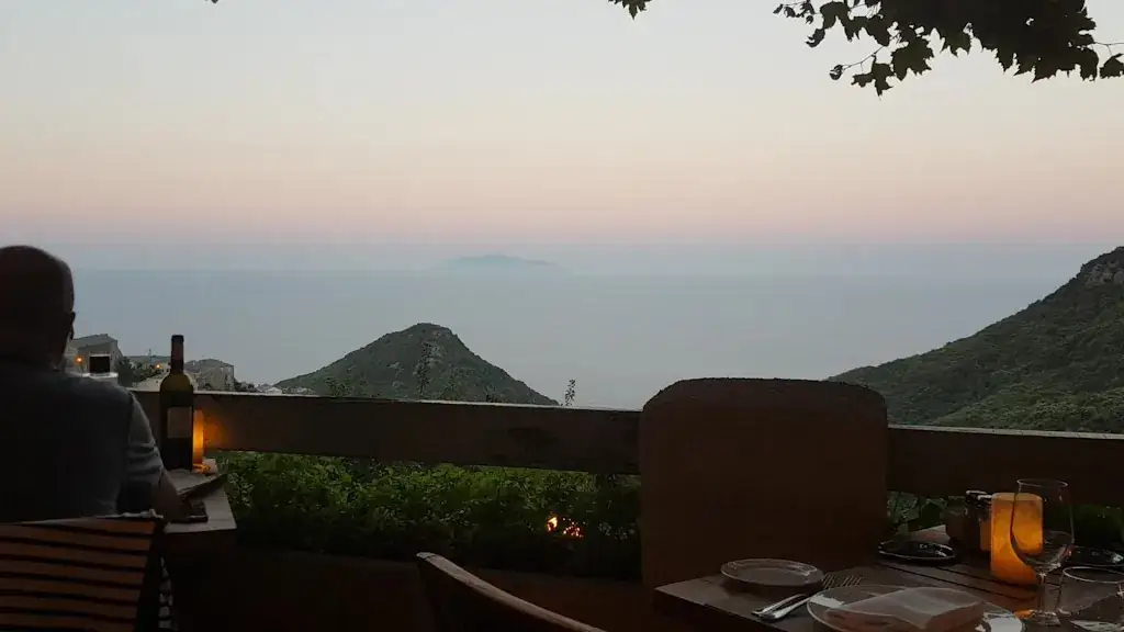 Hôtel Restaurant la Corniche_San-Martino-di-Lota_slider_image_1