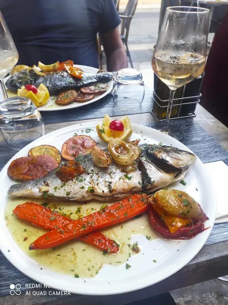 Bar Du Centre_Santa-Maria-di-Lota_slider_image_3