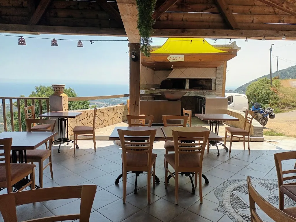 Auberge Bella Vista_Santa-Lucia-di-Moriani_slider_image_1