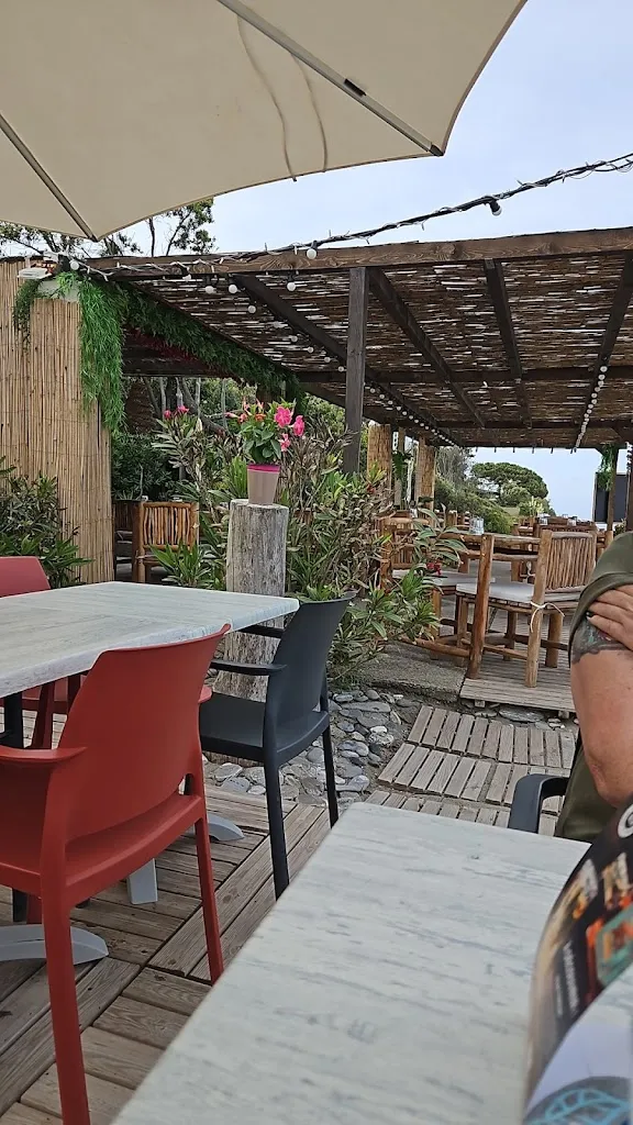 tony buckley_Paillotte U Punticchiu_Santa-Lucia-di-Moriani_review